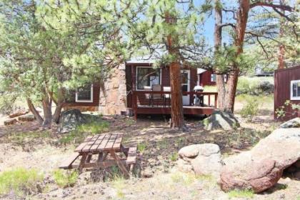 Blue Jay Bungalow - image 4
