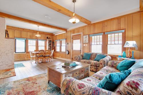 Deer Mountain Lodge North - image 3
