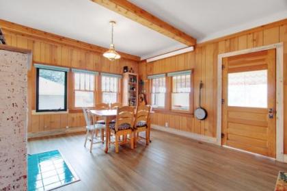 Deer Mountain Lodge North - image 4