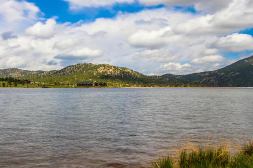 Deer Mountain Rest - image 5