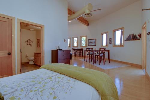 Loft of Estes Park - image 5