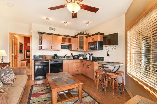 Macgregor Mountain 27C Condo - image 5