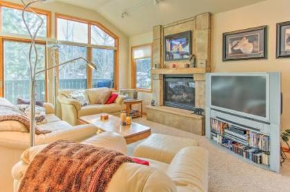 Rocky Mountain Retreat Less Than 1 Mi to Dwtn Estes Park!