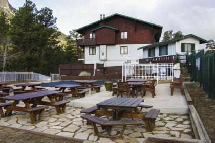 Fawn Valley Inn 2 Bedrooms by Rocky Mountain Resorts - image 3