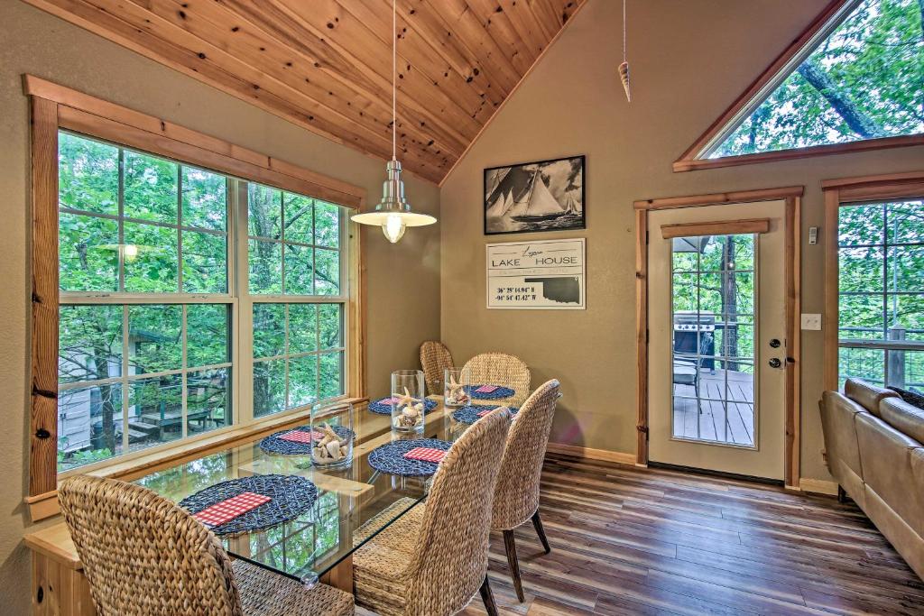 Pet-Friendly Grand Lake House with Dock and Kayaks! - image 3