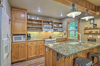 Pet-Friendly Grand Lake House with Dock and Kayaks! - image 7