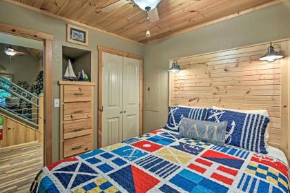 Pet-Friendly Grand Lake House with Dock and Kayaks! - image 9