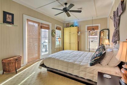 Floating Cabana Exotica on Grand Lake with 2 Docks! - image 12