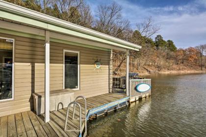 Floating Cabana Exotica on Grand Lake with 2 Docks! - image 2