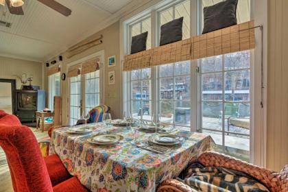 Floating Cabana Exotica on Grand Lake with 2 Docks! - image 3