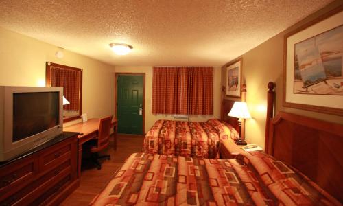 Executive Motel - image 5