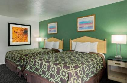Downtown Inn - image 3