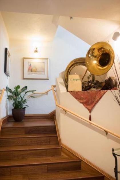 Excelsior Inn - image 5