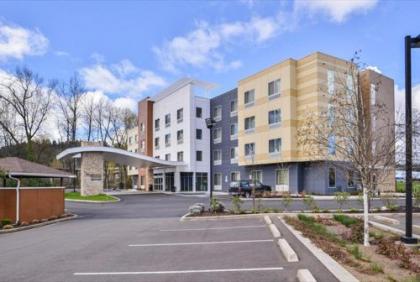 Fairfield Inn  Suites by marriott Eugene EastSpringfield Eugene