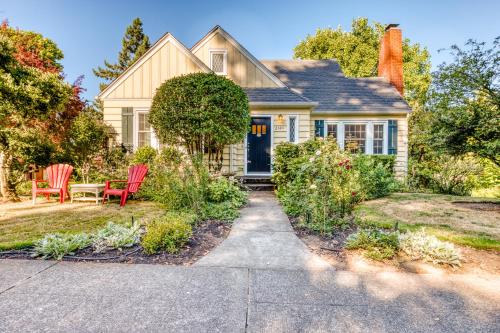Washburne Park Retreat - main image