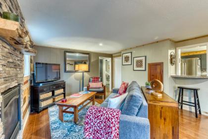 Cozy Coleman St. Cottage - image 4