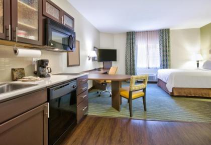 Candlewood Suites Dallas Fort Worth South an IHG Hotel - image 10