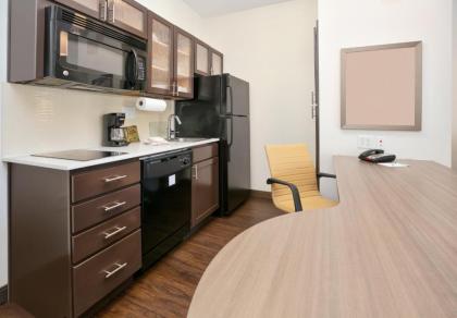 Candlewood Suites Dallas Fort Worth South an IHG Hotel - image 15