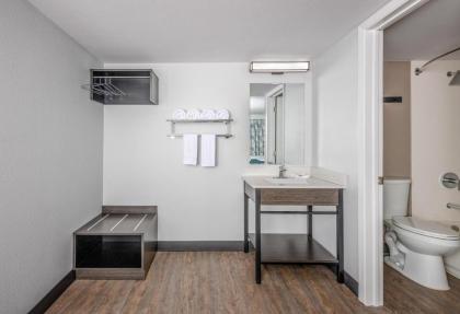 Motel 6-Euless TX - Dallas - image 2