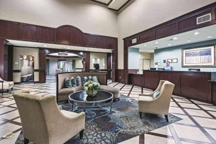 La Quinta by Wyndham DFW Airport West - Euless - image 4