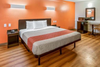 Motel 6-Euless TX - DFW West - image 10