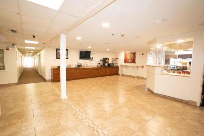 Regency Inn & Suites DFW - image 8