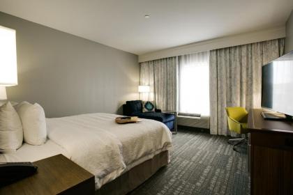 Hampton Inn & Suites Dallas/Ft. Worth Airport South - image 13