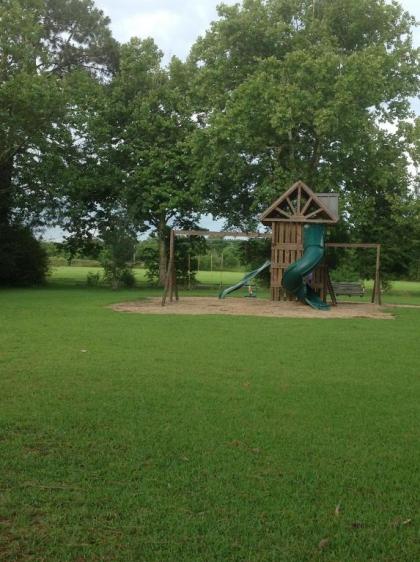 L'Acadie Inn & RV Park - image 12