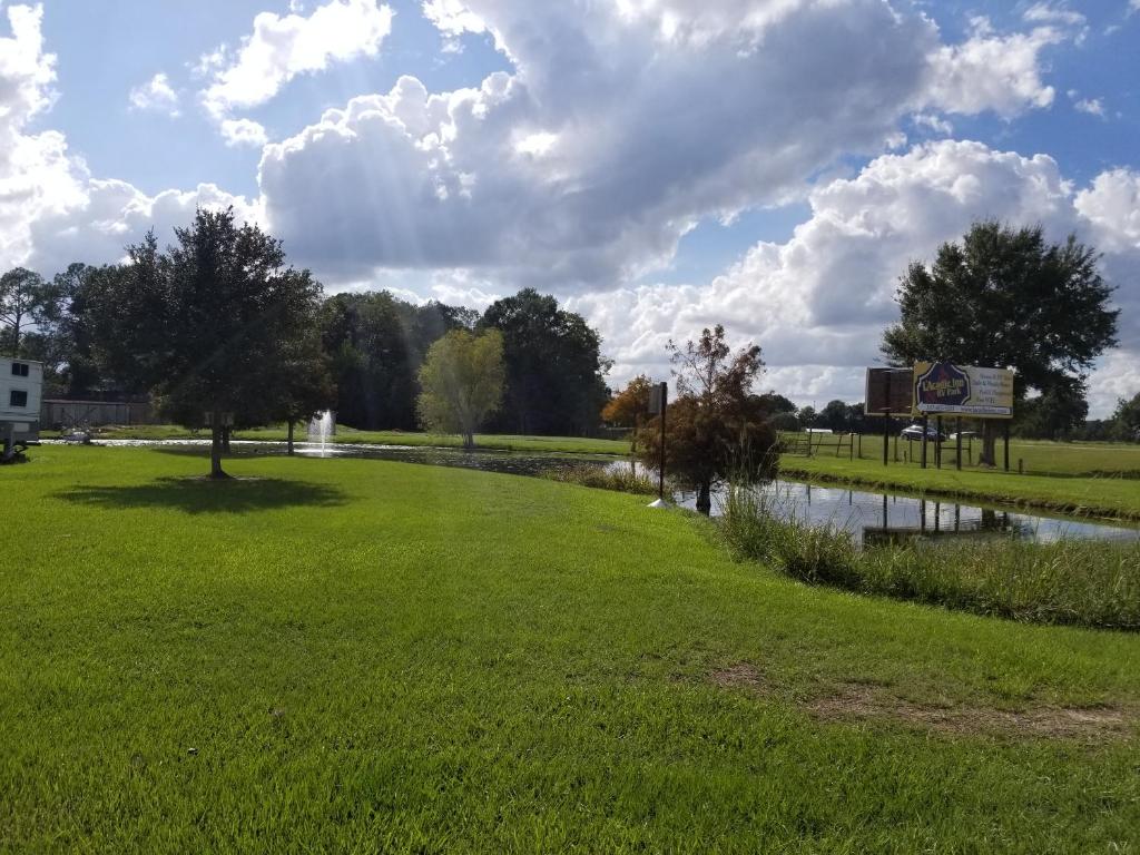 L'Acadie Inn & RV Park - image 2
