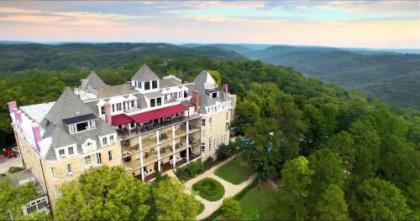 1886 Crescent Hotel