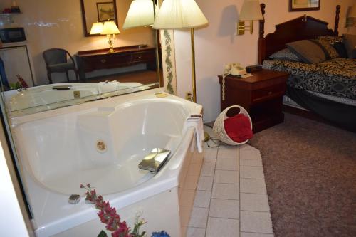 Thurman's Lodge - image 4