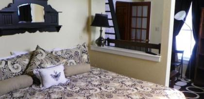 All Seasons Inn - image 2