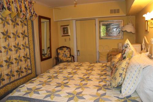 All Seasons Inn - image 3