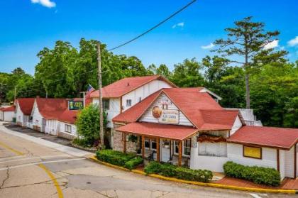 Log Cabin Inn Eureka Springs Ar