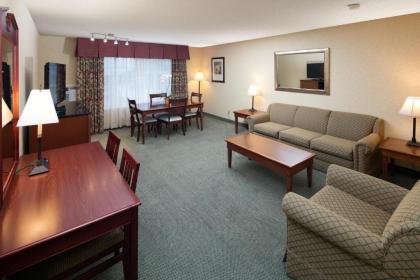Red Lion Hotel Eureka - image 10