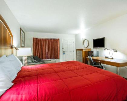 Sea Drift Inn - image 7