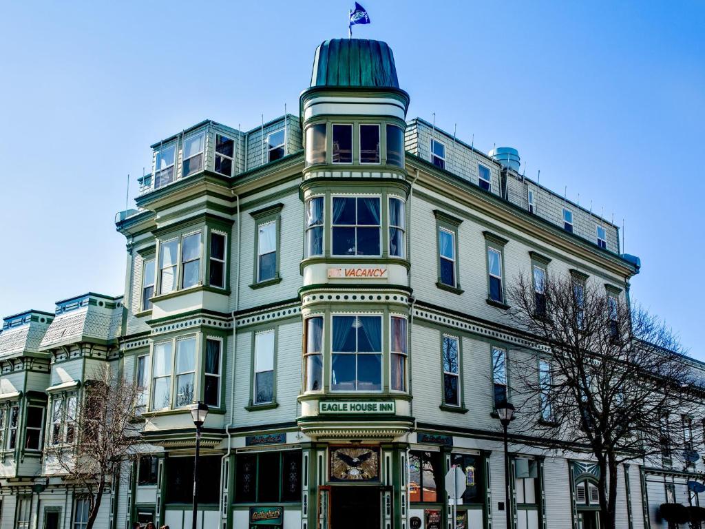 The Inn at 2nd & C - main image