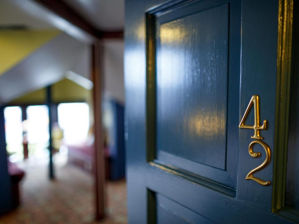 The Inn at 2nd & C - image 2