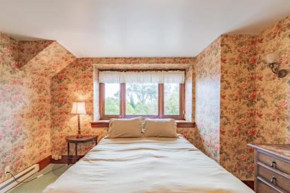 Campton House - image 10