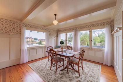 Campton House - image 2