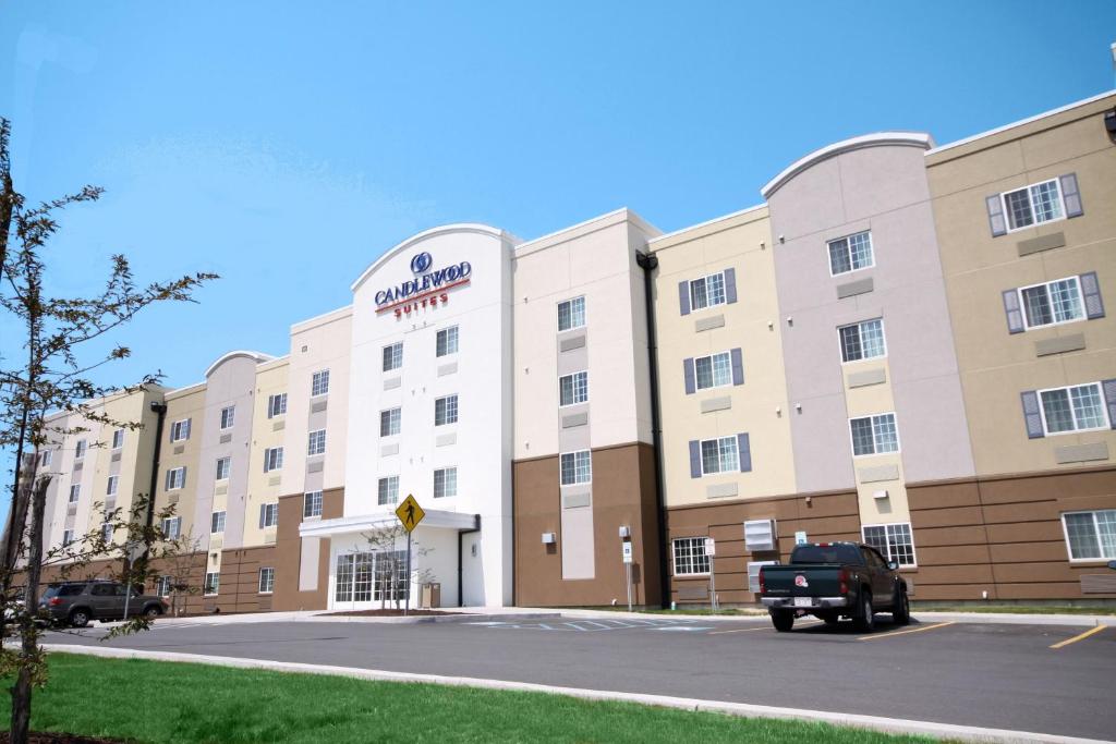 Candlewood Suites Watertown Fort Drum an IHG Hotel - main image