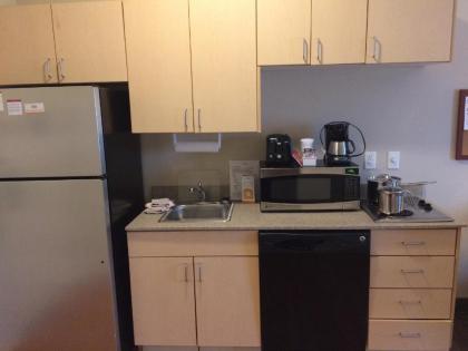 Candlewood Suites Watertown Fort Drum an IHG Hotel - image 3