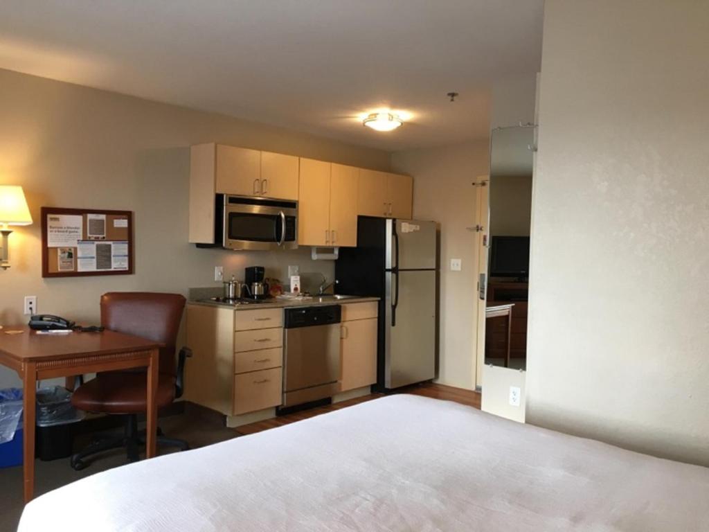 Candlewood Suites Watertown Fort Drum an IHG Hotel - image 5