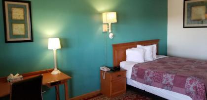 Americas Best Value Inn Greeley Evans - image 13