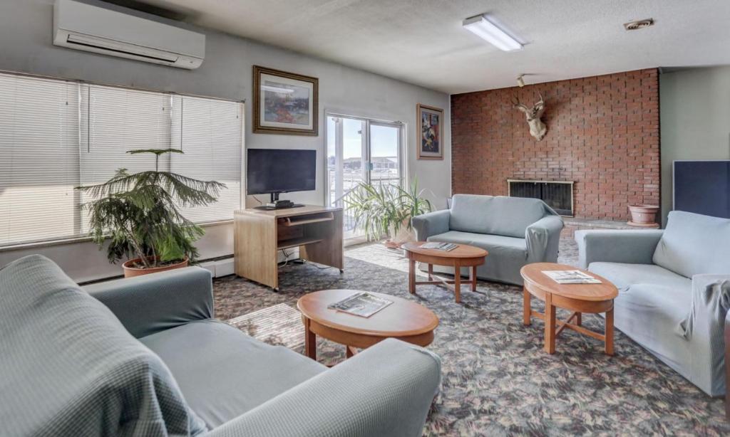 Americas Best Value Inn Greeley Evans - image 4