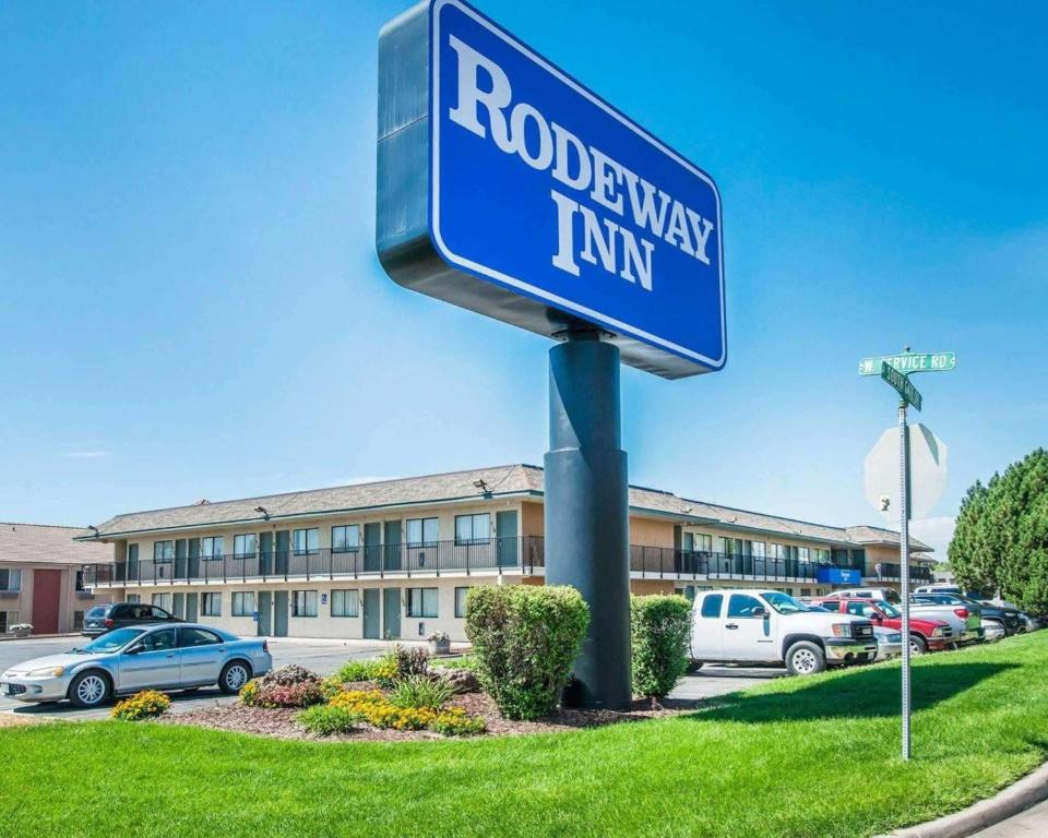 Rodeway Inn Greeley - main image