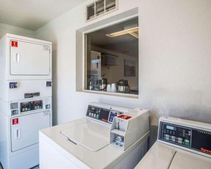 Rodeway Inn Greeley - image 15
