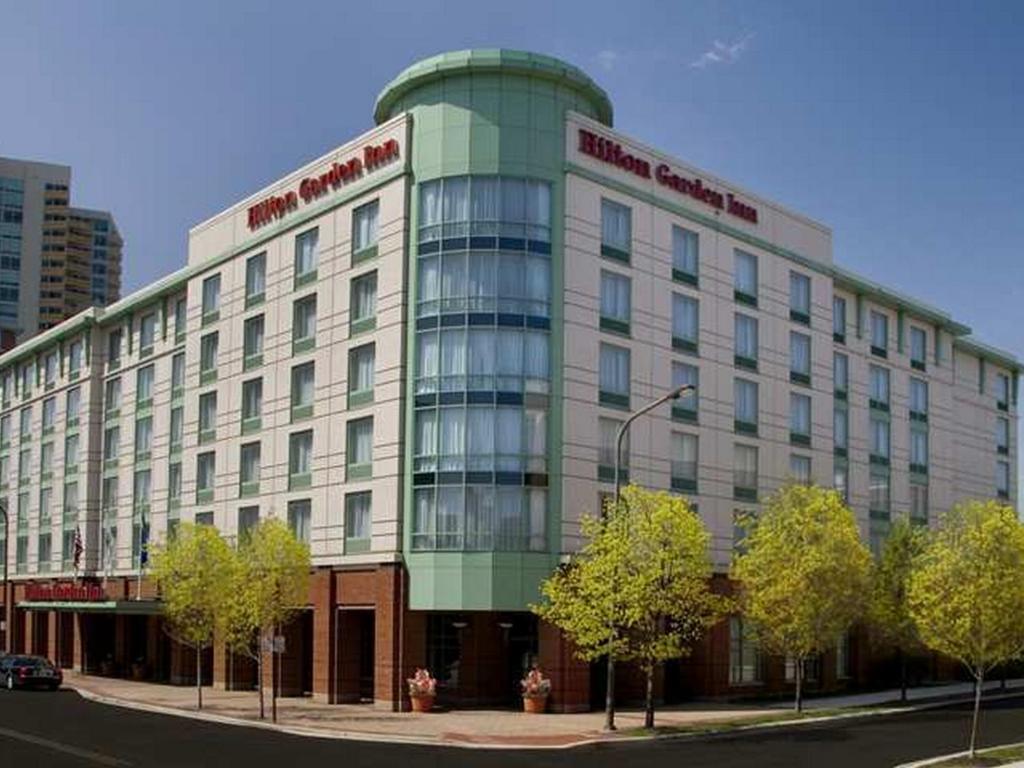 Hilton Garden Inn Evanston - main image