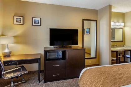 Comfort Inn Evanston I-80 - image 15