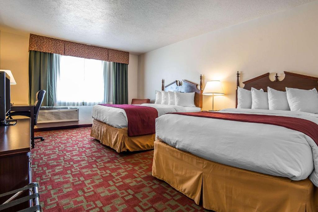 Quality Inn Evanston near Wyoming Downs - image 6